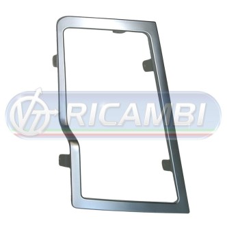 1 - CORNICE SATINATA FANALE ANT. FH 2 FM 2 DX