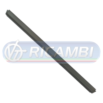 1 - SOTTOPARAURTI PROFILO CENTRALE VOLVO FH 4 PLASTICA GRIGIO CHIARO
