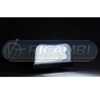 1 - FANALE TARGA 8 LED LARGO COP. NERO