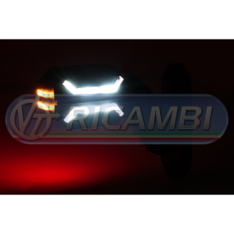 1 - FANALINO INGOMBRO POST. LED A STRISCIA 12/24V MEDIO DX