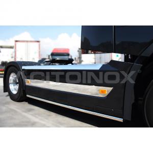 COPRICARENA SUP. + FASCE INOX VOLVO FH 4 EURO 5 C/BATTERIE LAT.