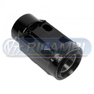 SUPPORTO CABINA ANTERIORE DESTRO FH 2 FM 2 746